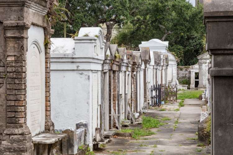 st. louis cemetery no. 1 in new olreans