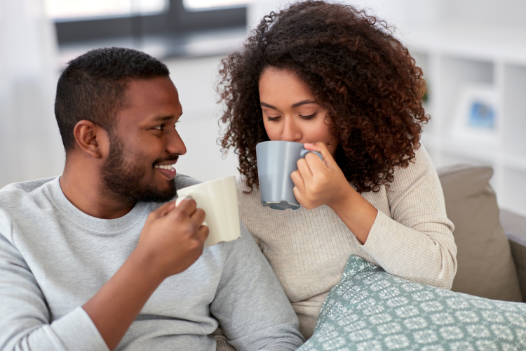 couple enjoying coffee together after an online coffee class