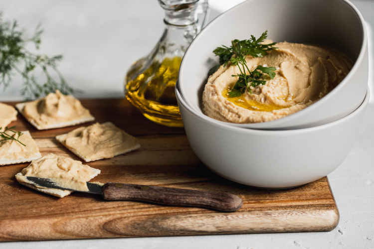 crackers and hummus