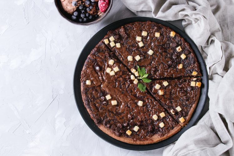 chocolate dessert pizzas