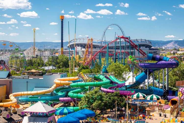 elitch gardens is a fun thing to do in denver