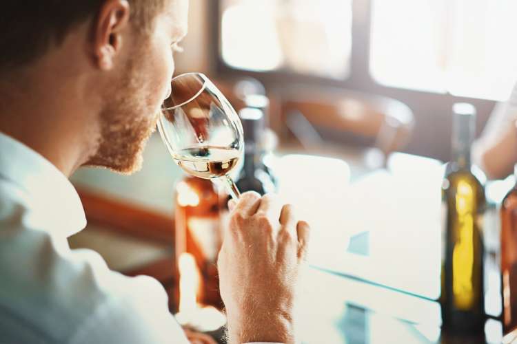 evaluate by smell when you learn how to taste wine like an expert