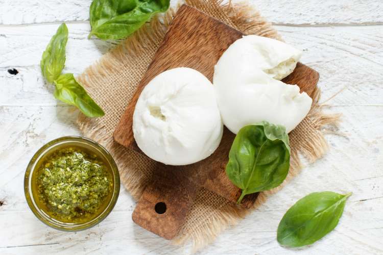 riesling and mozzarella is a classic wine and cheese pairing
