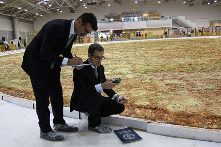 Guinness World Records largest pizza