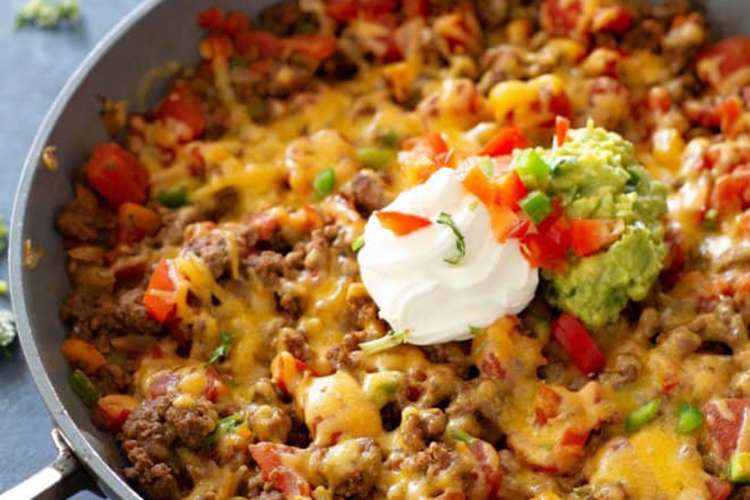 flavorful taco skillet is a delicious and quick keto lunch