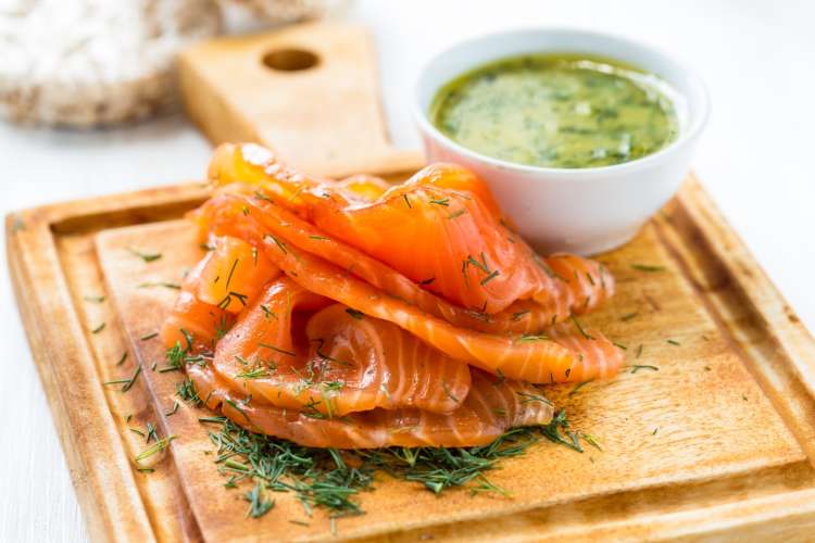 lox and brut are one of the best wine pairings with salmon