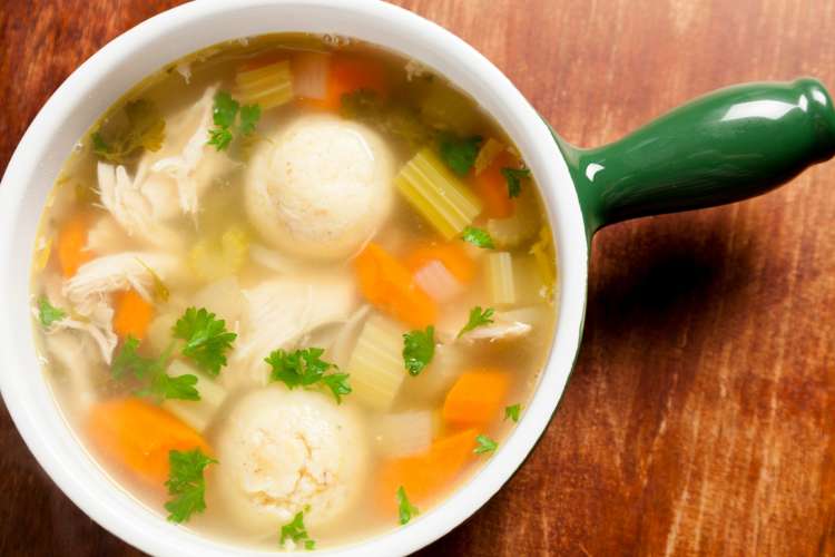 matzo ball soup is a traditional haunkkah food