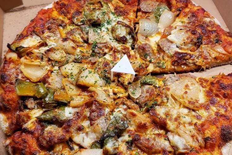 pizza from regina pizzeria in boston