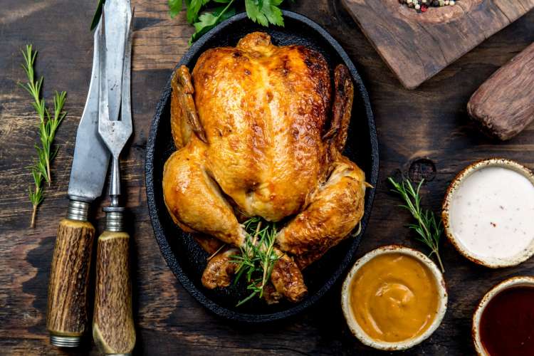 roasted chicken is a traditional hanukkah food