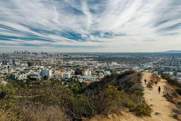 view from runyon canyon, los angeles