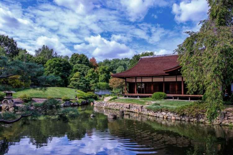 visit the shofuso house and garden for a fun date idea in philadelphia