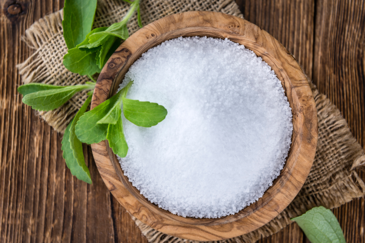 stevia leaf and crystals