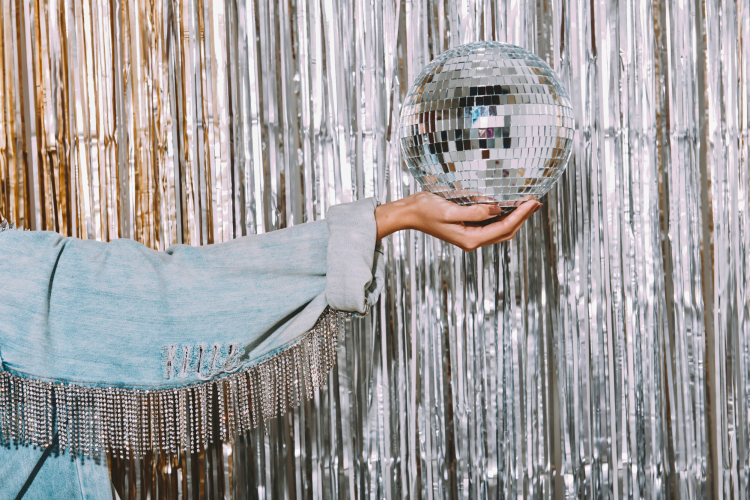 mirrorball Taylor Swift themed party idea