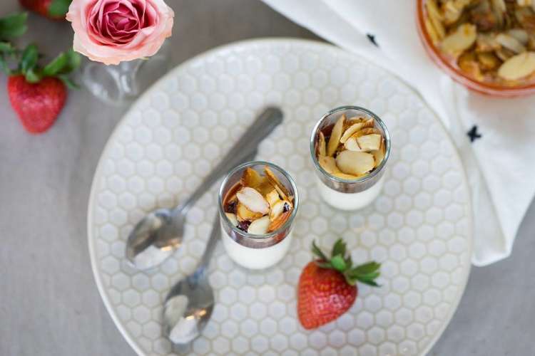 breakfast in bed is a romantic Valentine's Day idea