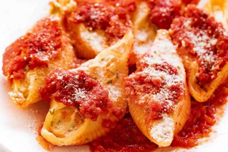 vegan stuffed shells are a hearty and satisfying easy vegan pasta recipe