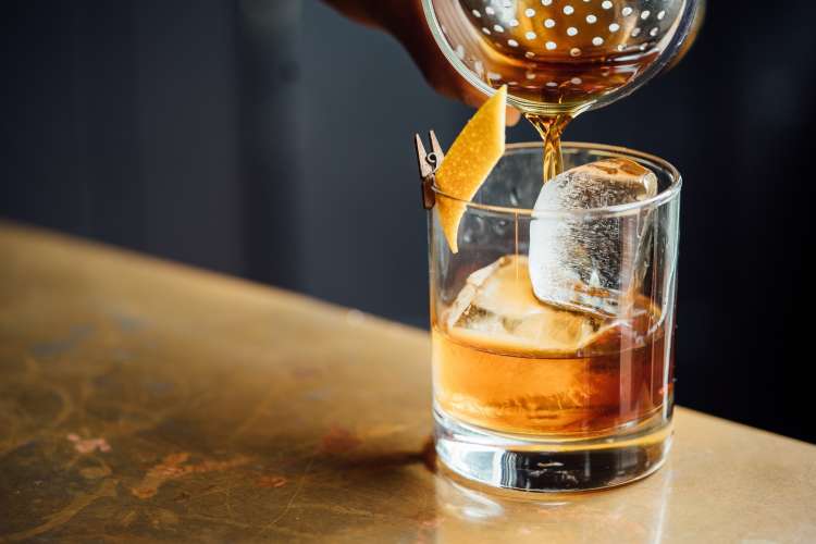 virtual whiskey tastings are fun valentine's day date ideas