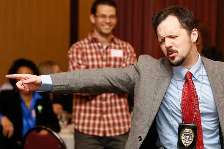 murder mystery dinner party