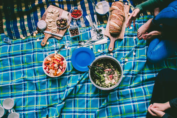 A relaxing outdoor picnic makes for a fun and fuss-free birthday