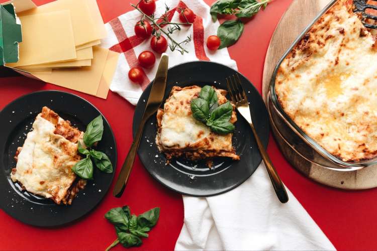 Best Lasagna Pans 7 Top Pans of 2022 Cozymeal