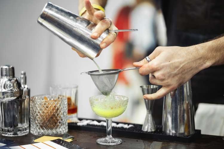 Best Gifts for Cocktail Lovers to Buy This Holiday Season - Thrillist