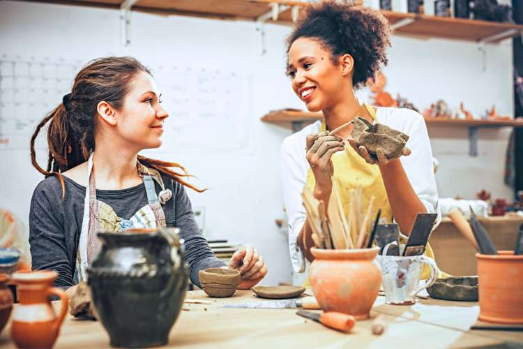 making pottery in NYC art classes