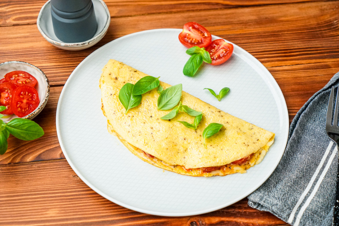 How to Make an Omelet| A Complete Guide to Making an Omelet | Cozymeal