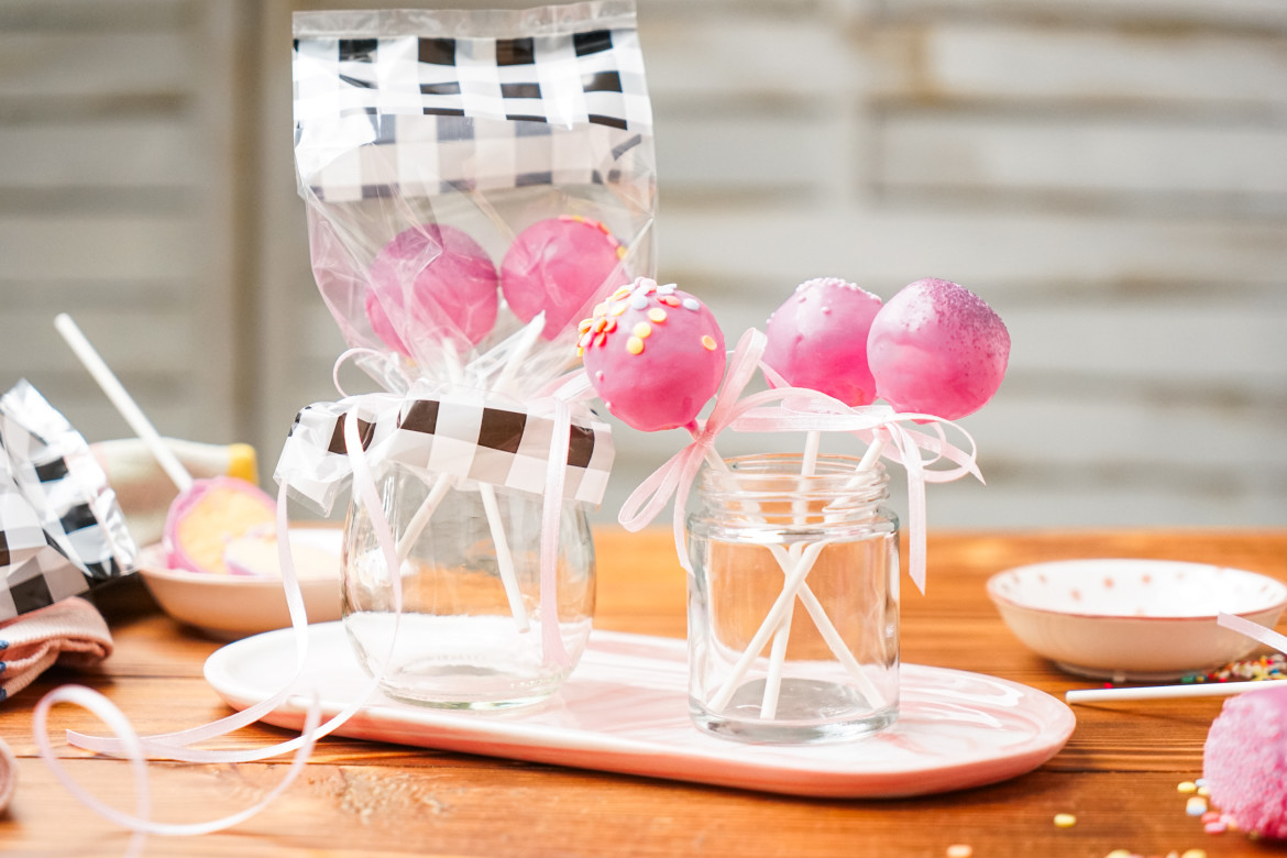 How to Make Cake Pops