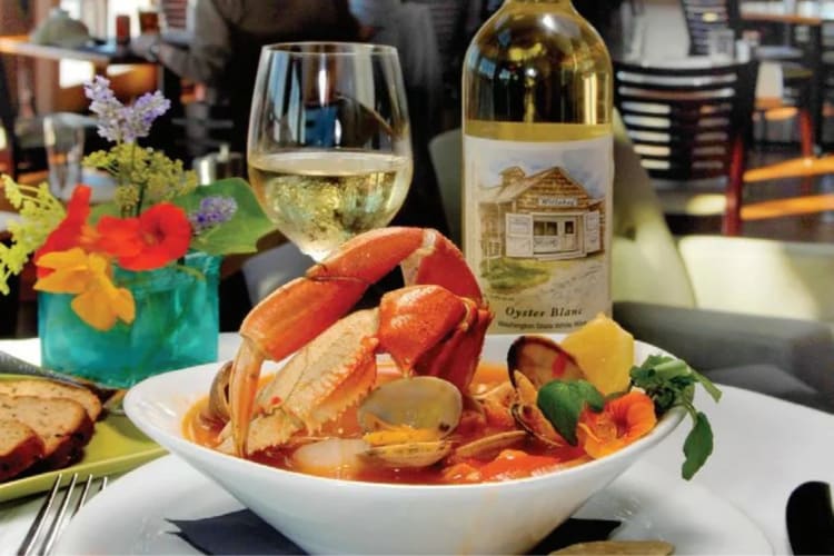Astoria Warrenton Crab, Seafood and Wine Festival, Astoria, OR