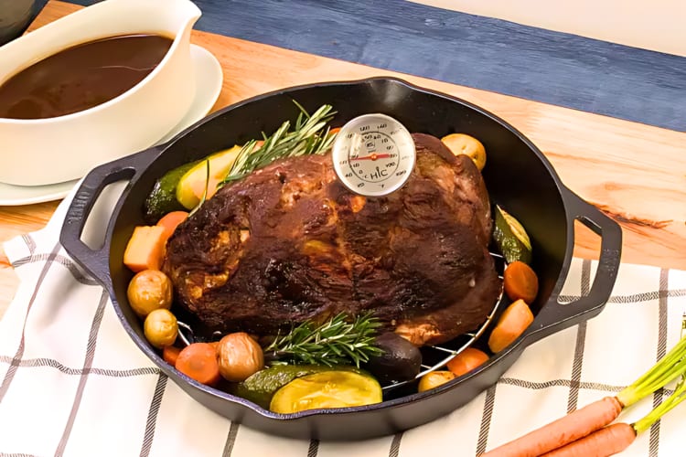 Use the Harold Import Co. Large Face Meat Thermometer to reach the ideal brisket internal temp. 
