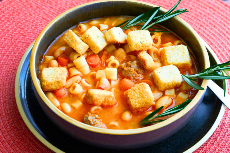 White beans can be added to many Florence foods, including this tomato based stew. 