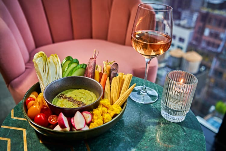 this stylish rooftop bar in nyc is perfect for after work drinks. 