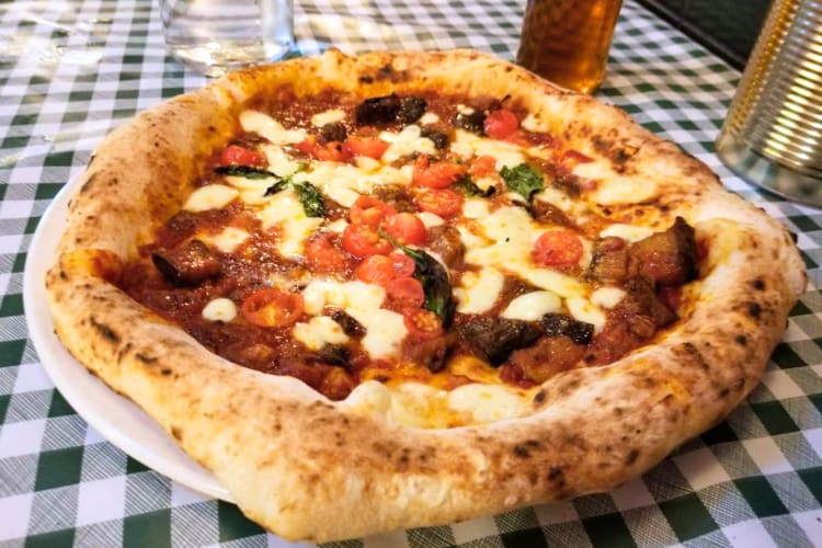 Get the best pizza in London here