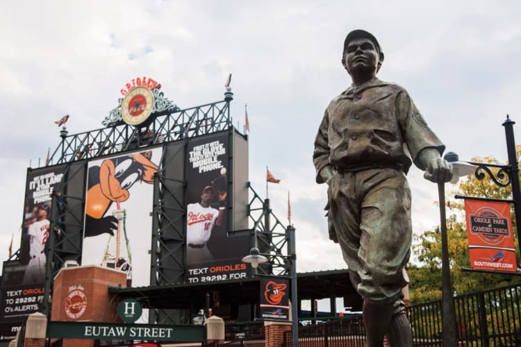 Going to a Baltimore Orioles game is a top date idea in Baltimore for sports fans