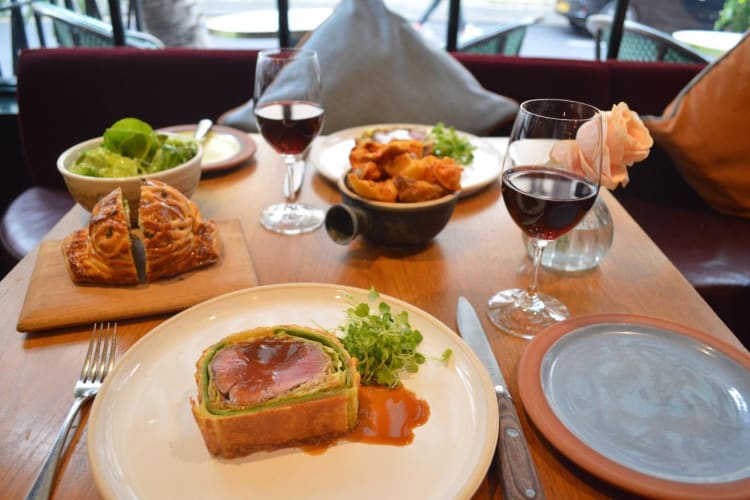A plate of beef Wellington from London restaurant.