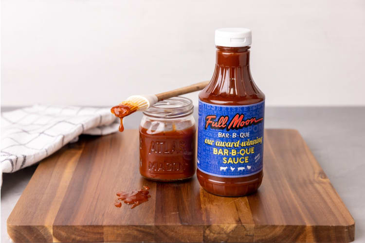 Full Moon Bar-B-Que Sauce is one of the best BBQ sauces