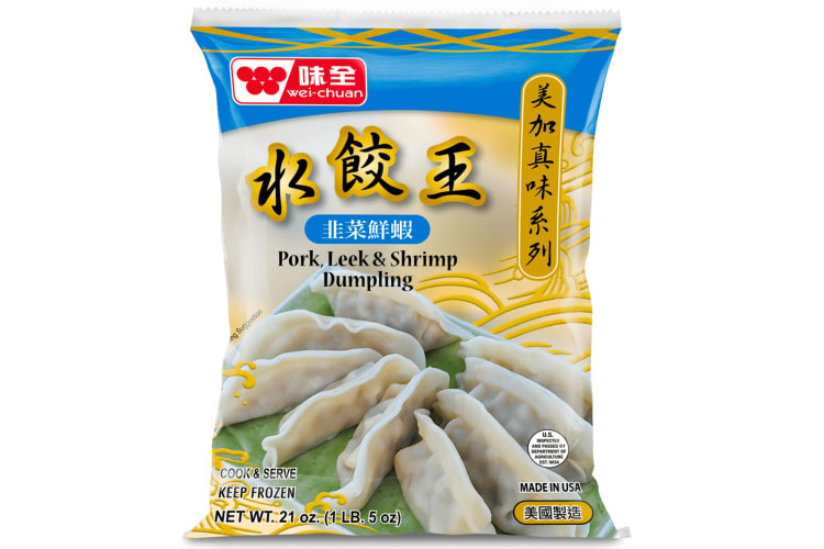 A packet of pork, leek and shrimp dumplings 