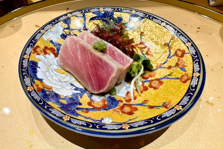 Sushi Bar Maumi specializes in the best sushi in Vancouver