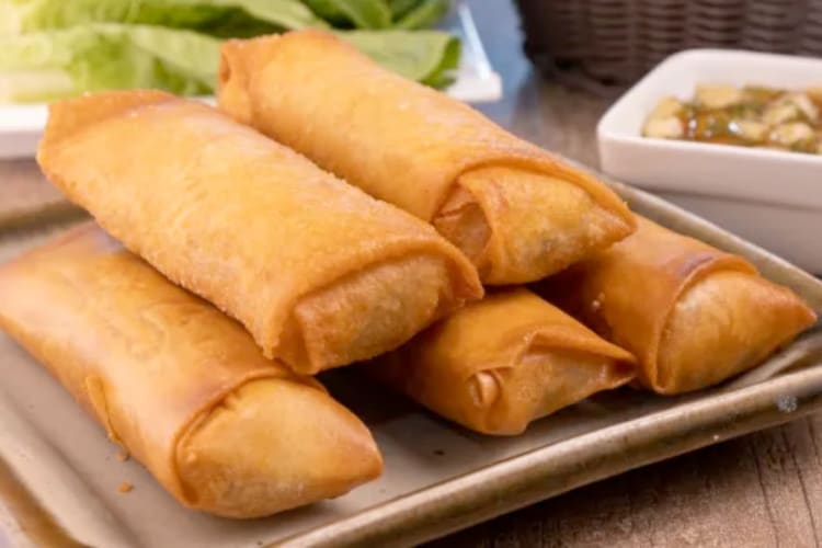 Spring rolls are a traditional Chinese New Year food