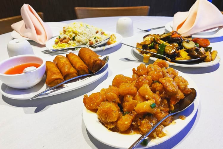 Yang Chow is a popular Chinese restaurant chain in Southern California