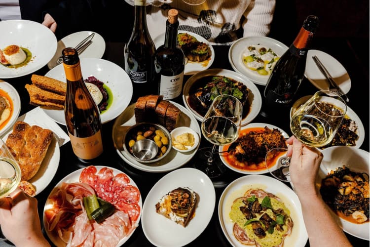 CosyDel's restaurant in Perth serves the freshest Mediterranean cuisine