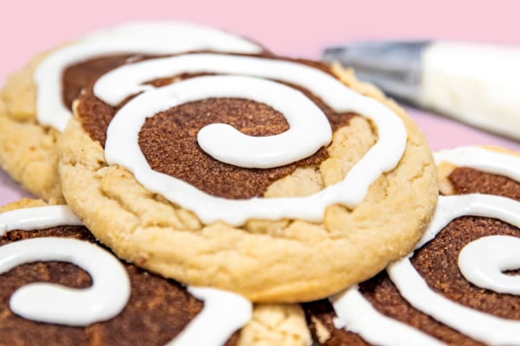 Cinnamon Roll is one of the Crumbl Cookie flavors based on another dessert