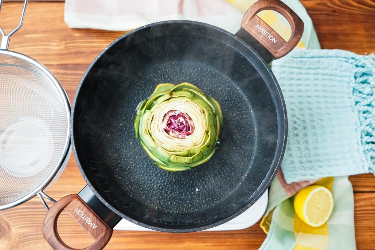 how to boil artichokes