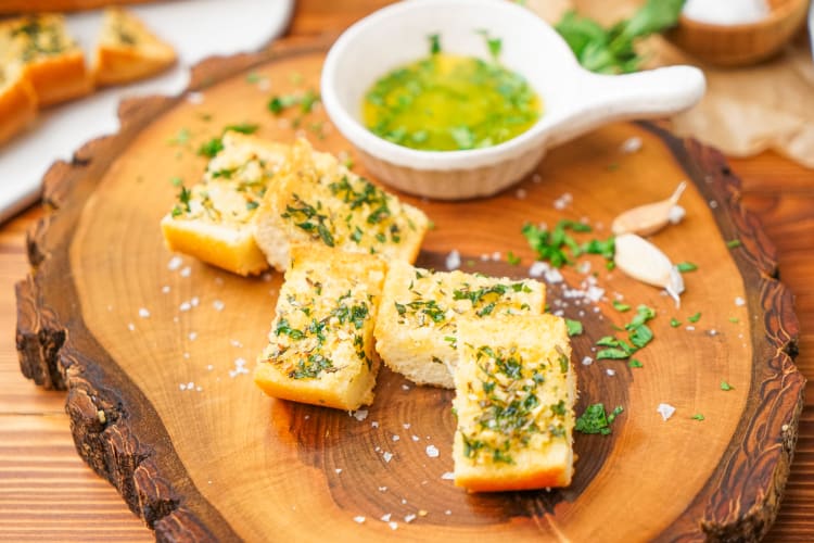 How to Make Garlic Bread A Complete Guide to Making Garlic Bread