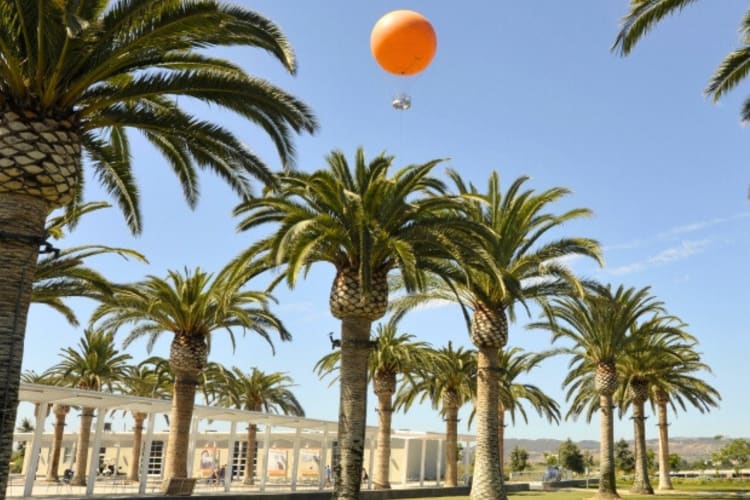 Taking a free balloon ride is one of the unique date ideas in Orange County