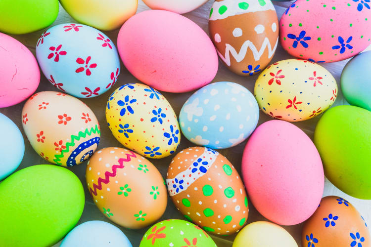 Easter eggs are a traditional Easter food