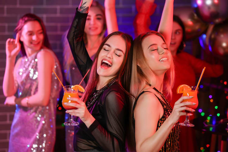 People dancing in a nightclub