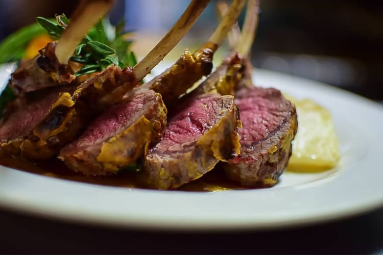 A plate of meat and potatoes