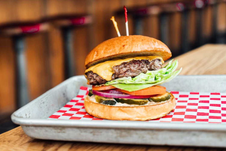 Cassell's Hamburgers is a popular place for fast food in Los Angeles