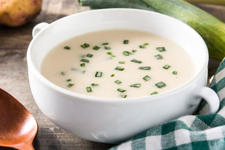 A bowl of vichyssoise soup