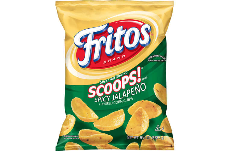 A green bag of Fritos Spicy Jalapeño Scoops